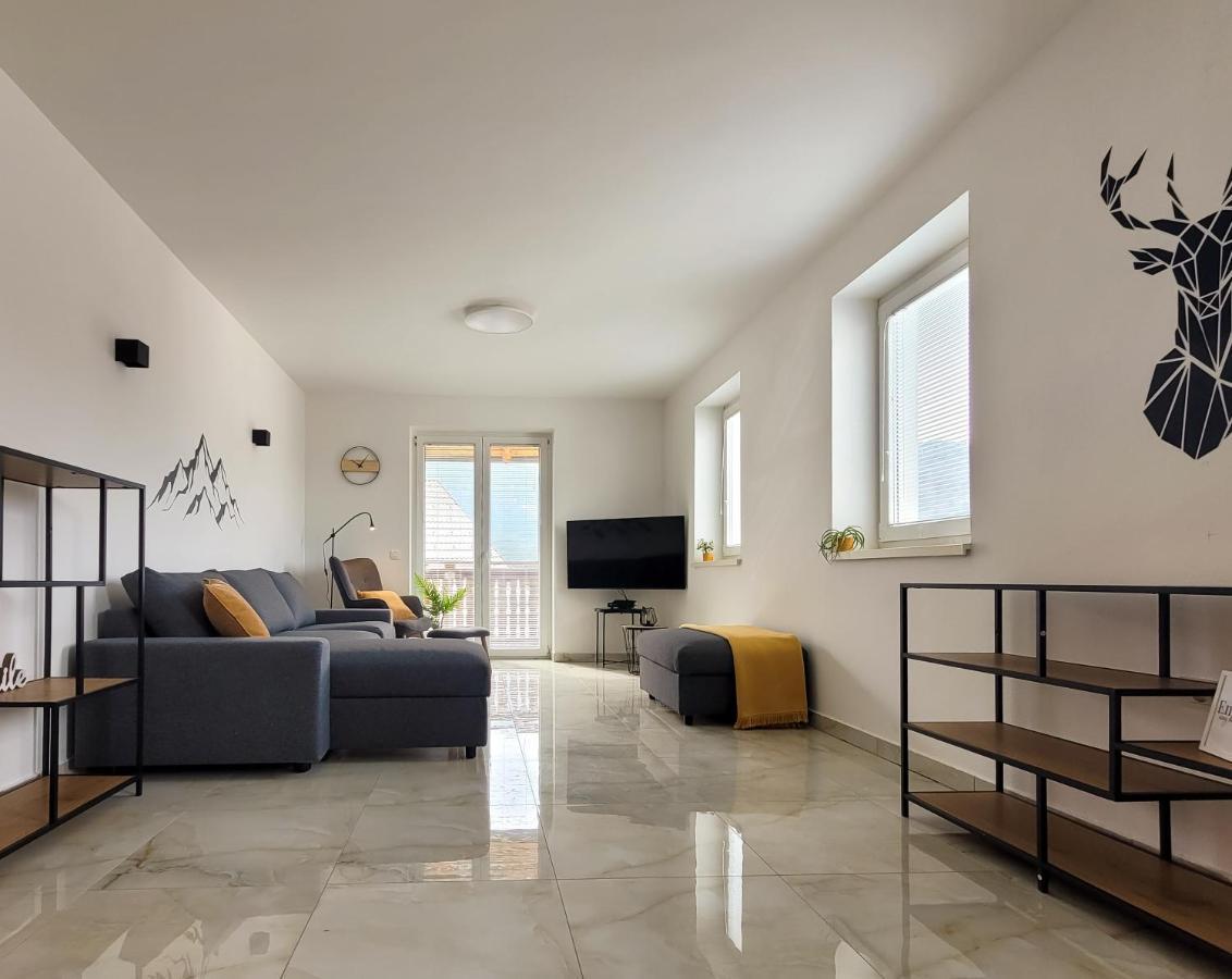 Apartments Julian Experience Ratece ภายนอก รูปภาพ